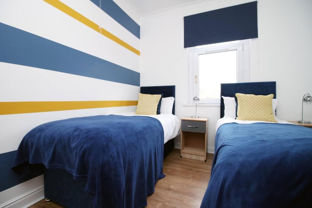 Holiday House For 7 Guests, Free Wi-Fi & Self Check-In Explore Newport别墅 外观 照片